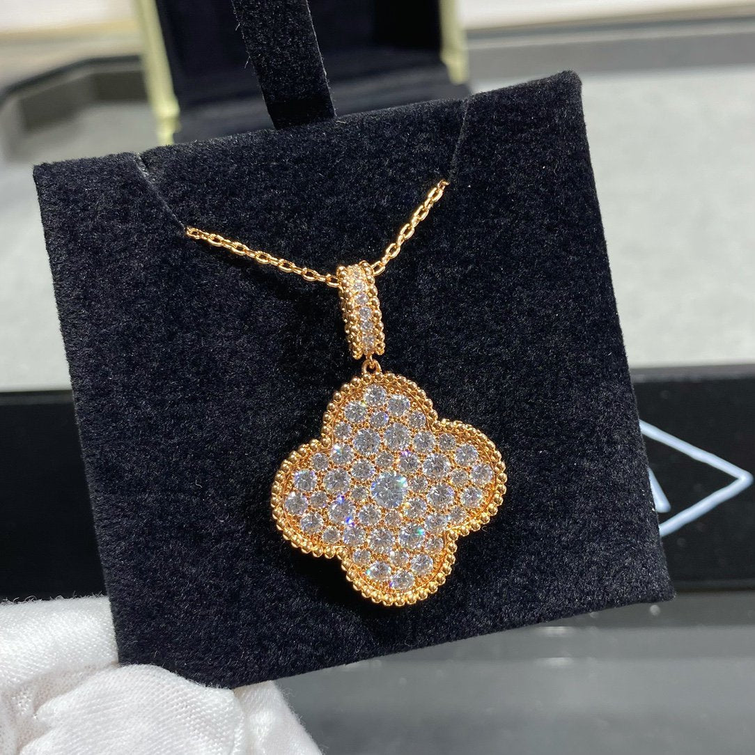 [Royal Top]CLOVER 25MM LARGE PEDANT DIAMOND PAVED LONG NECKLACE