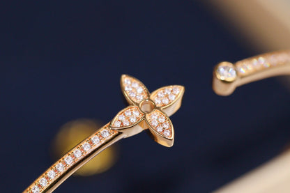 [Royal Top]IDYLLE PINK GOLD OPEN BRACELET DIAMOND PAVED
