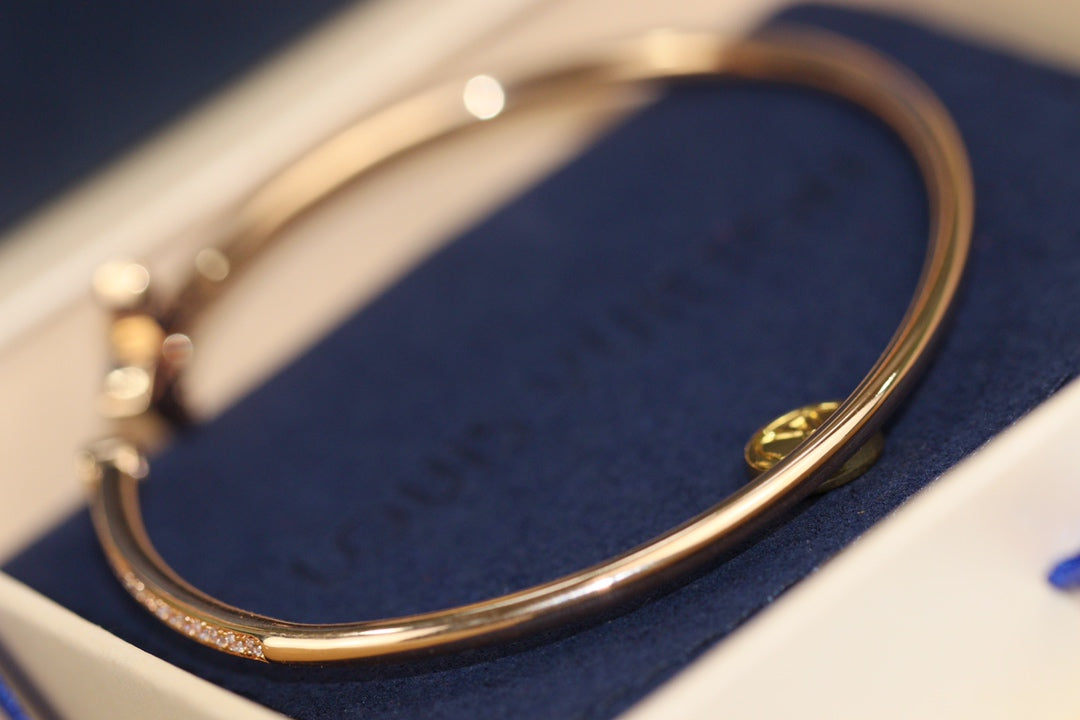 [Royal Top]IDYLLE PINK GOLD OPEN BRACELET DIAMOND PAVED