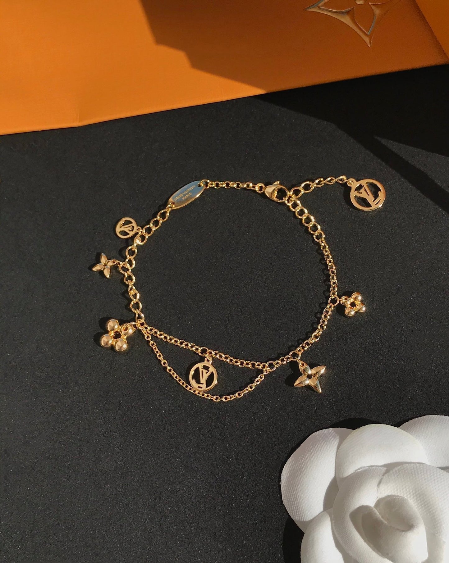 [Royal Top]BLOOMING PINK GOLD MOP BRACELET