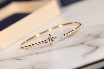 [Royal Top]IDYLLE GOLD OPEN BRACELET DIAMOND PAVED
