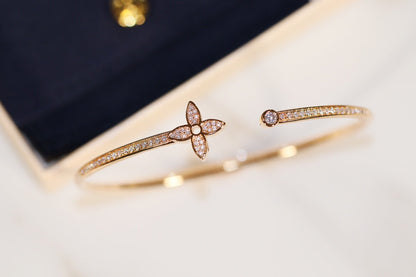 [Royal Top]IDYLLE GOLD OPEN BRACELET DIAMOND PAVED