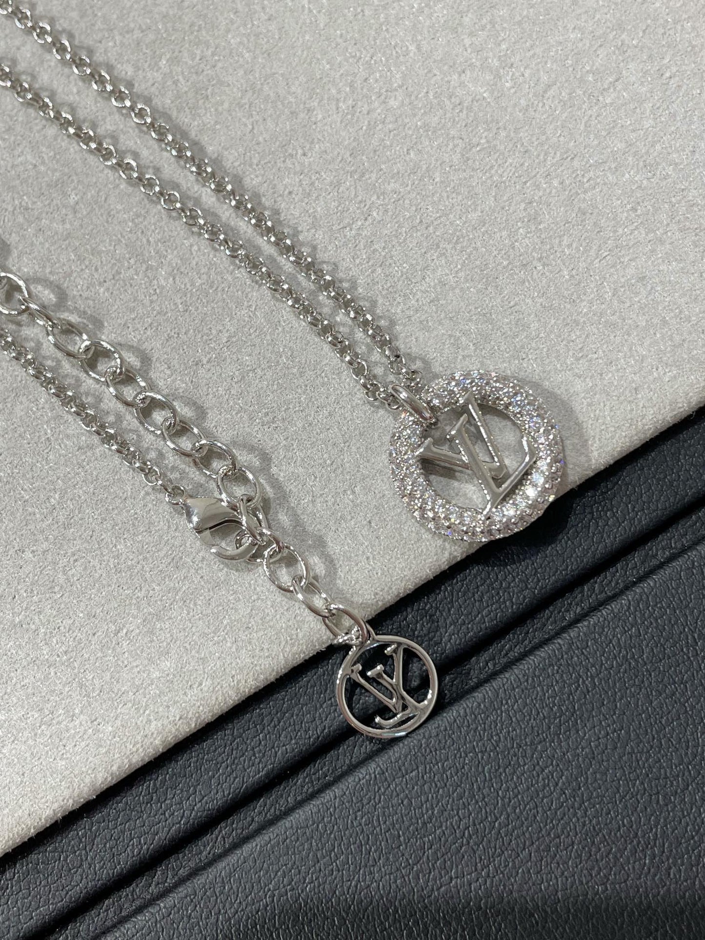 [Royal Top]BY NIGHT DIAMOND PAVED NECKLACE