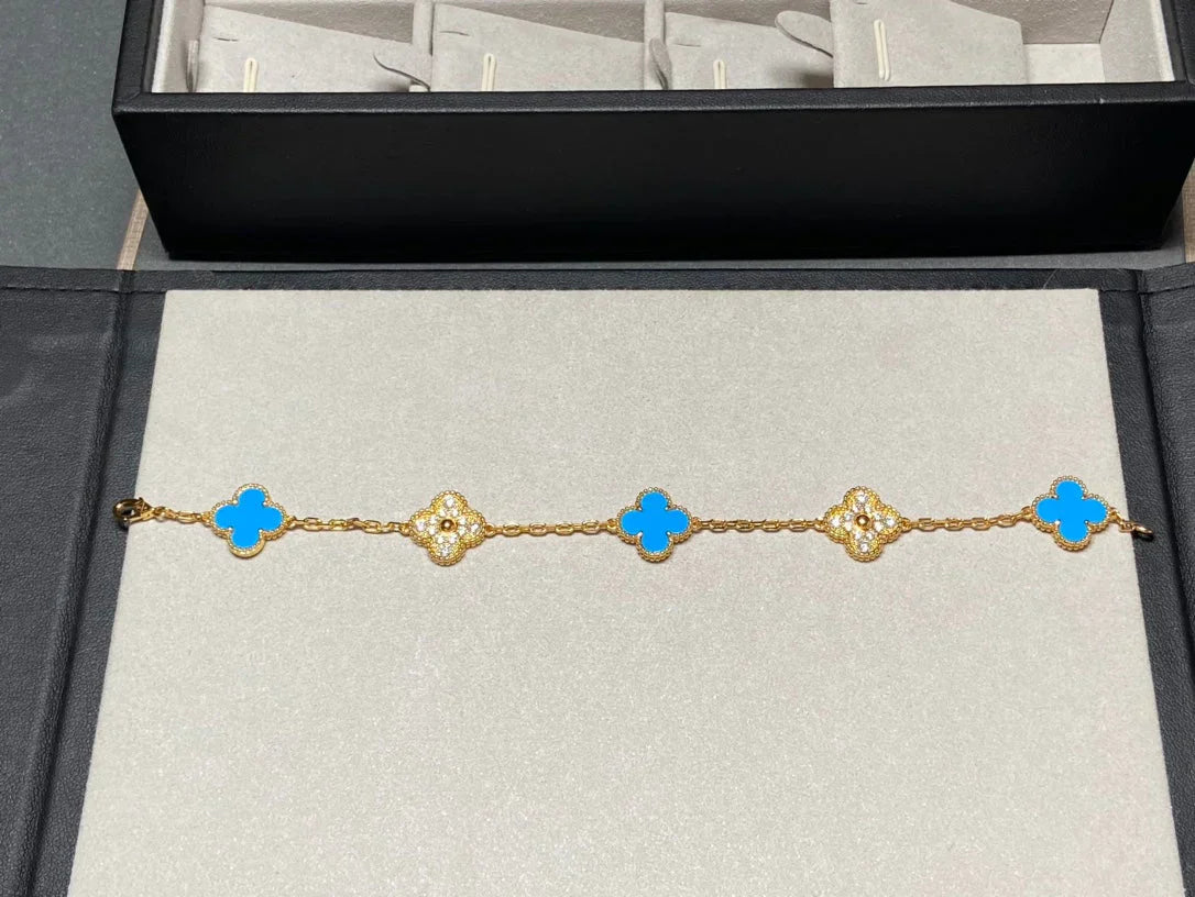 [Royal Top] CLOVER 5 MOTIF BLUE AGATE BRACELET COLLECTION
