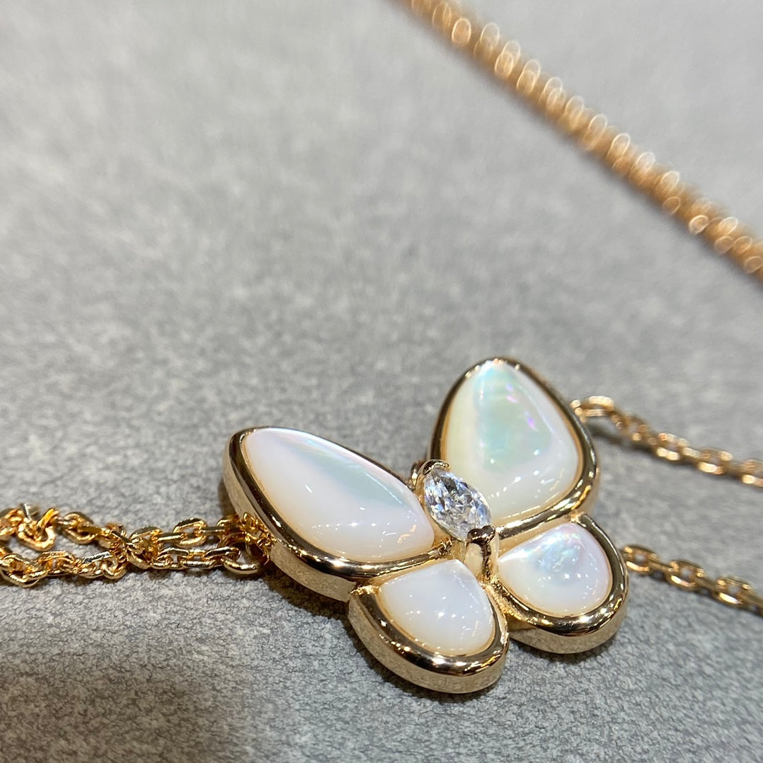 [Royal Top]BUTTERFLY MOP DIAMOND NECKLACE