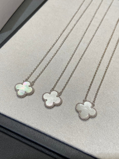 [Royal Top]CLOVER MEDIUM SILVER WHITE MOP NECKLACE