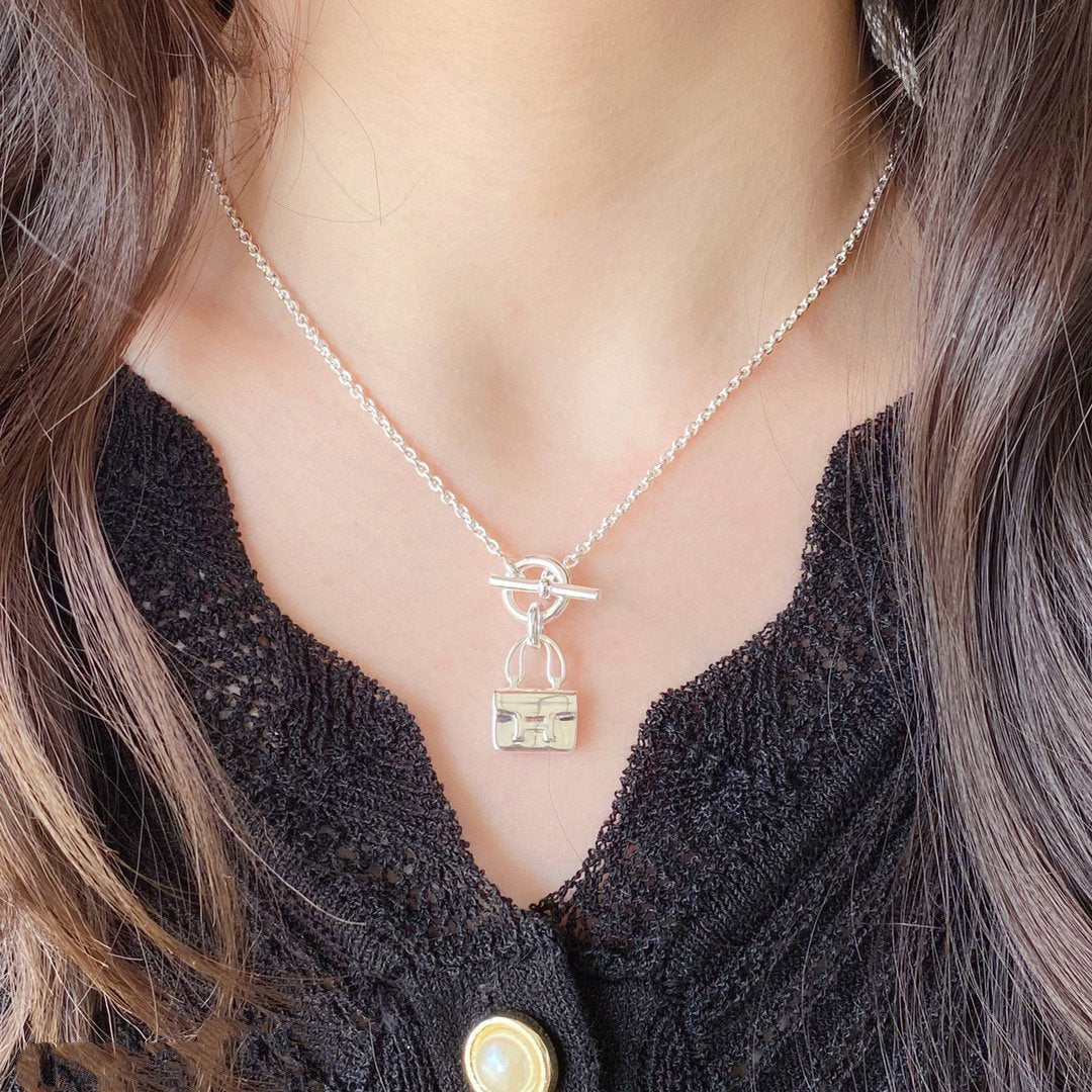 [Royal Top]CONSTANCE PEDANT SILVER NECKLACE