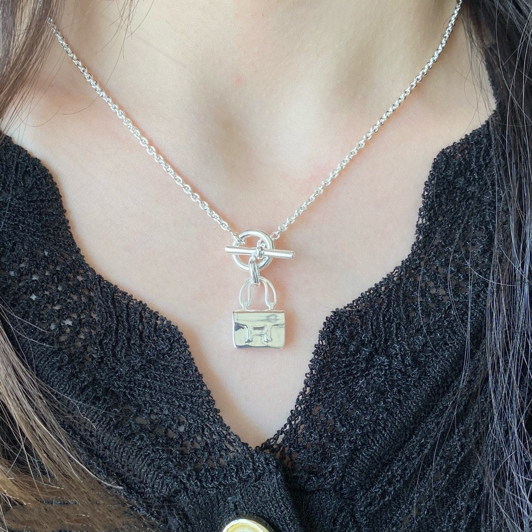 [Royal Top]CONSTANCE PEDANT SILVER NECKLACE