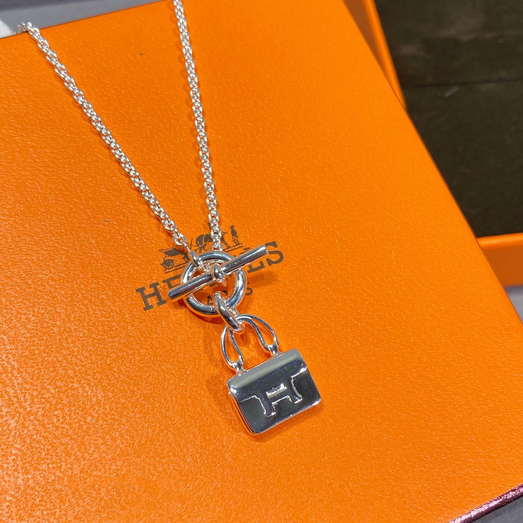 [Royal Top]CONSTANCE PEDANT SILVER NECKLACE