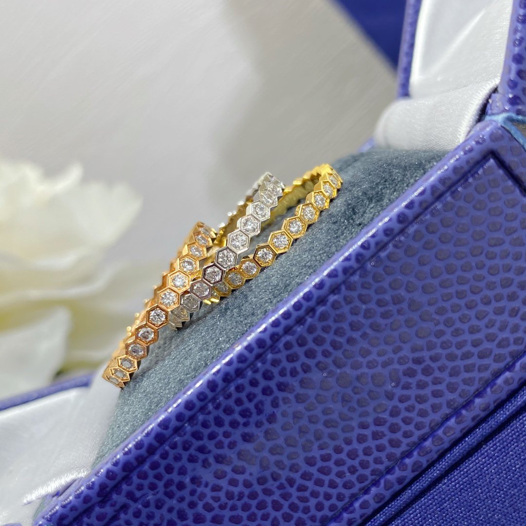 [Royal Top]BEE LOVE DIAMOND PAVED SMALL RING