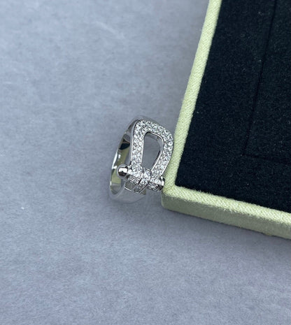 [Royal Top]Wide Hoof-Shaped Diamond-Studded Ring