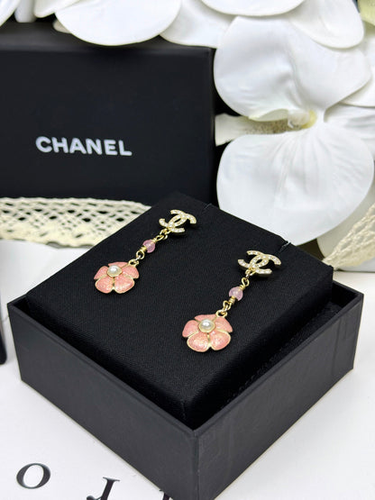 [Royal Top]26C Pink Camellia Enamel Pendant with Double C Earrings