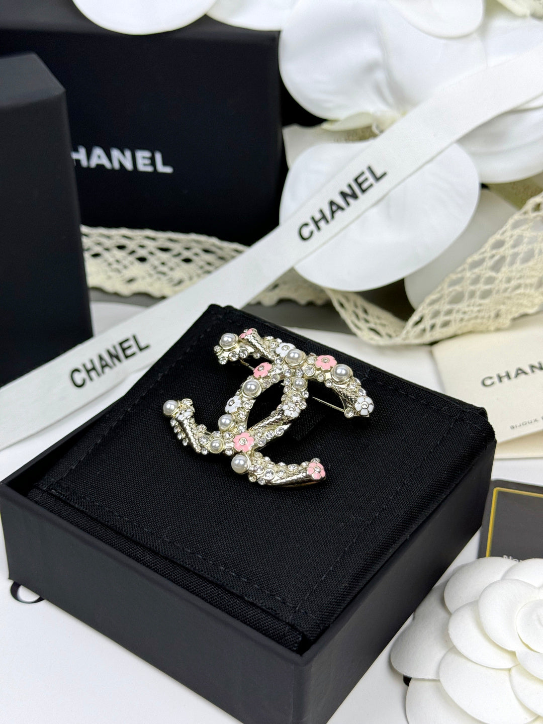 [Royal Top]26C Pink-White Enamel Ice Cream Cone Double C Brooch