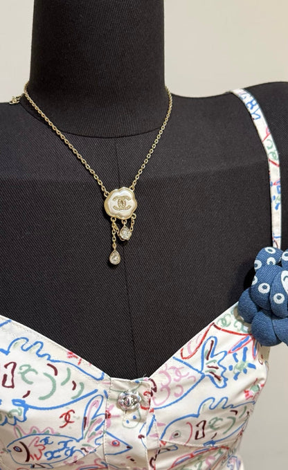[Royal Top]Cloud Pearl Mother-of-Pearl Diamond Chain Pendant Necklace