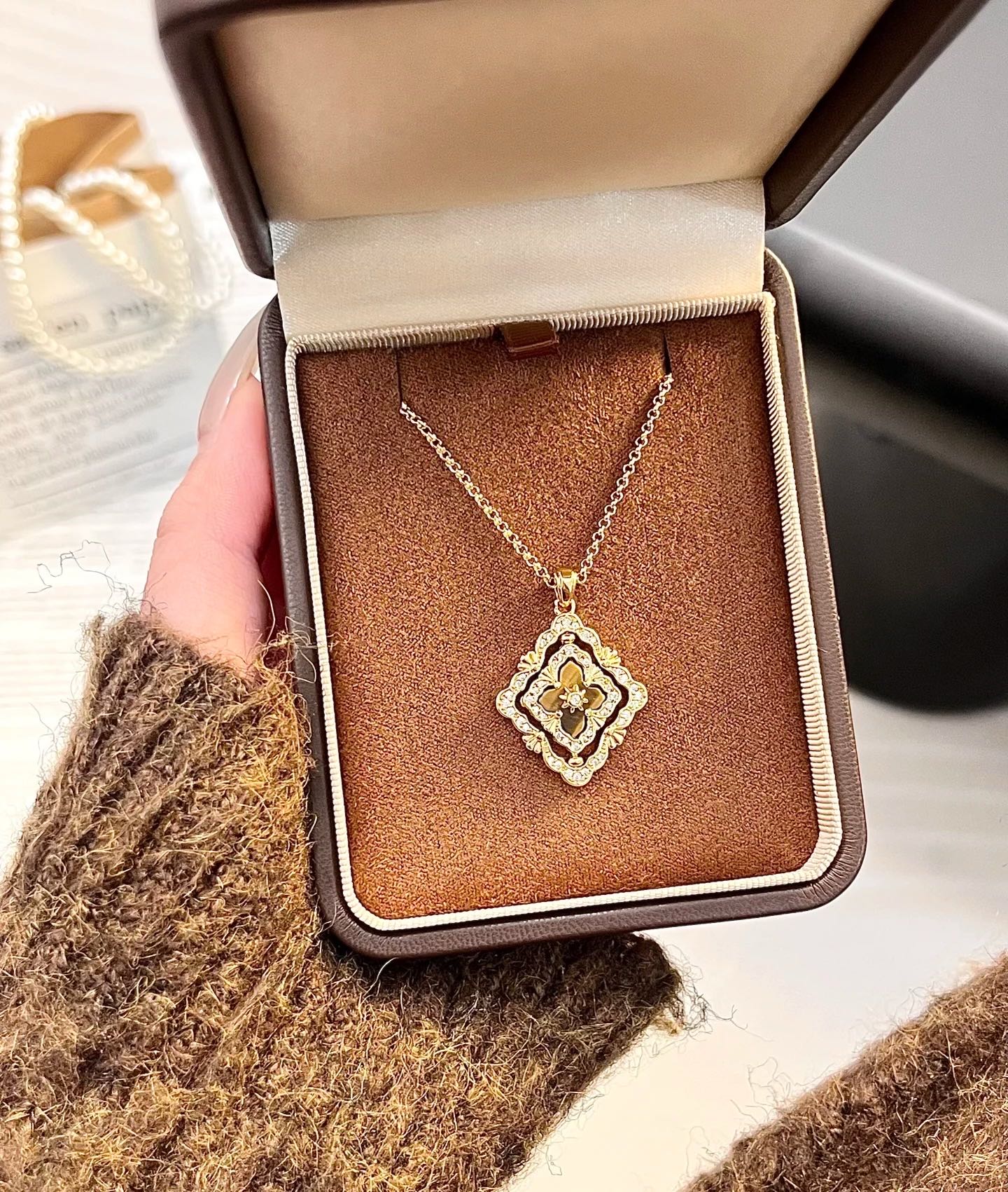 [Royal Top] B.C.L ENAMEL ROTATING SINGLE-DIAMOND NECKLACE（Various colors）