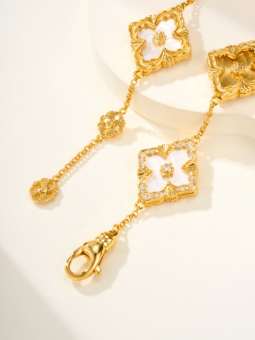 [Royal Top]B.C.L ENAMELED Five-Flower Bracelet（Various Colors) BIG SIZE