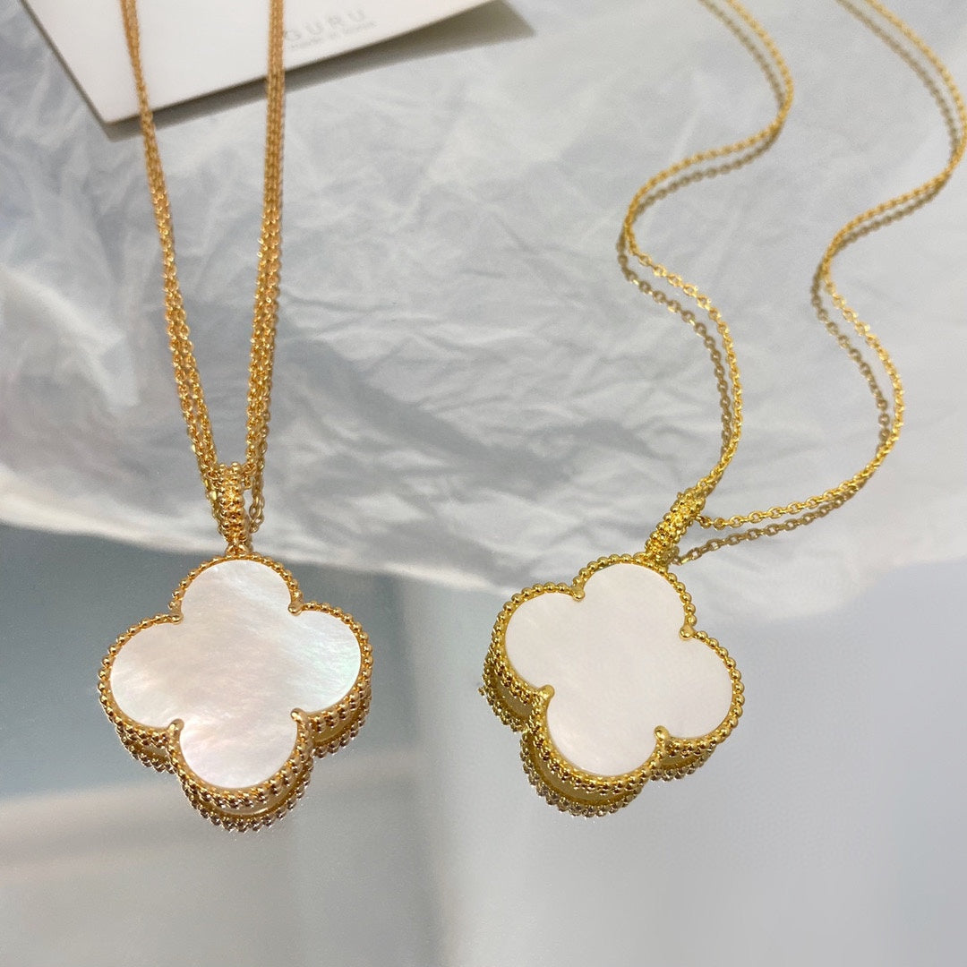 [Royal Top]CLOVER 25MM MOP LARGE PENDANT NECKLACE