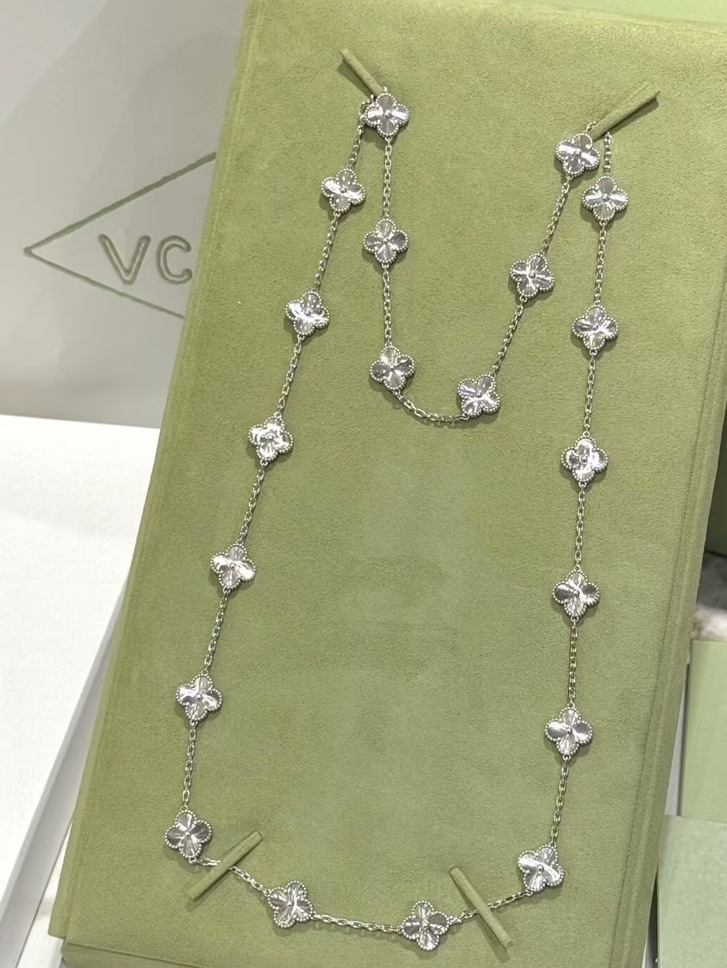[Royal Top]CLOVER 20 MOTIFS SILVER LASER