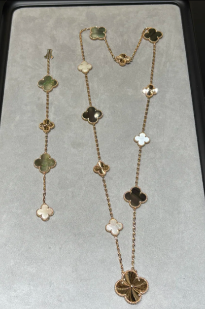 [Royal Top]DETACHABLE CLOVER 15(11+4) FLOWER SILVER NECKLACE SET