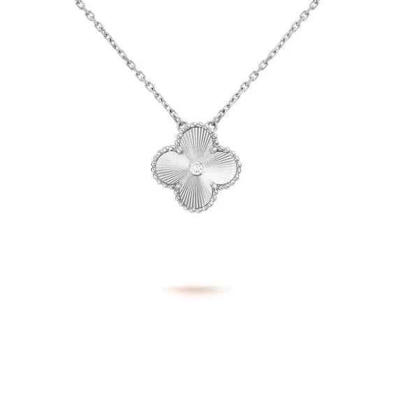 [Royal Top]CLOVER  15MM DIAMOND LASER NECKLACE SILVER
