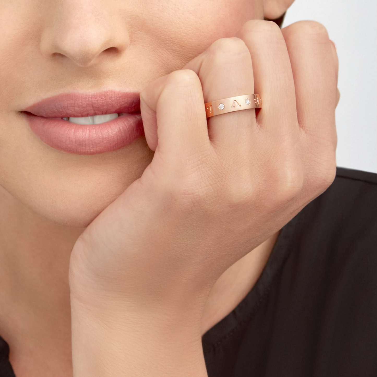 [Royal Top]ZERO 1 ESSENTIAL PINK GOLD BAND WITH DIAMONDS RING