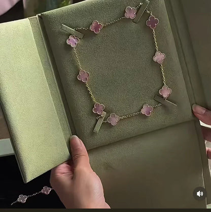 [Royal Top Jewellery] Pink Necklace with Ten Clover Designs