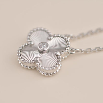 [Royal Top]CLOVER  15MM DIAMOND LASER NECKLACE SILVER