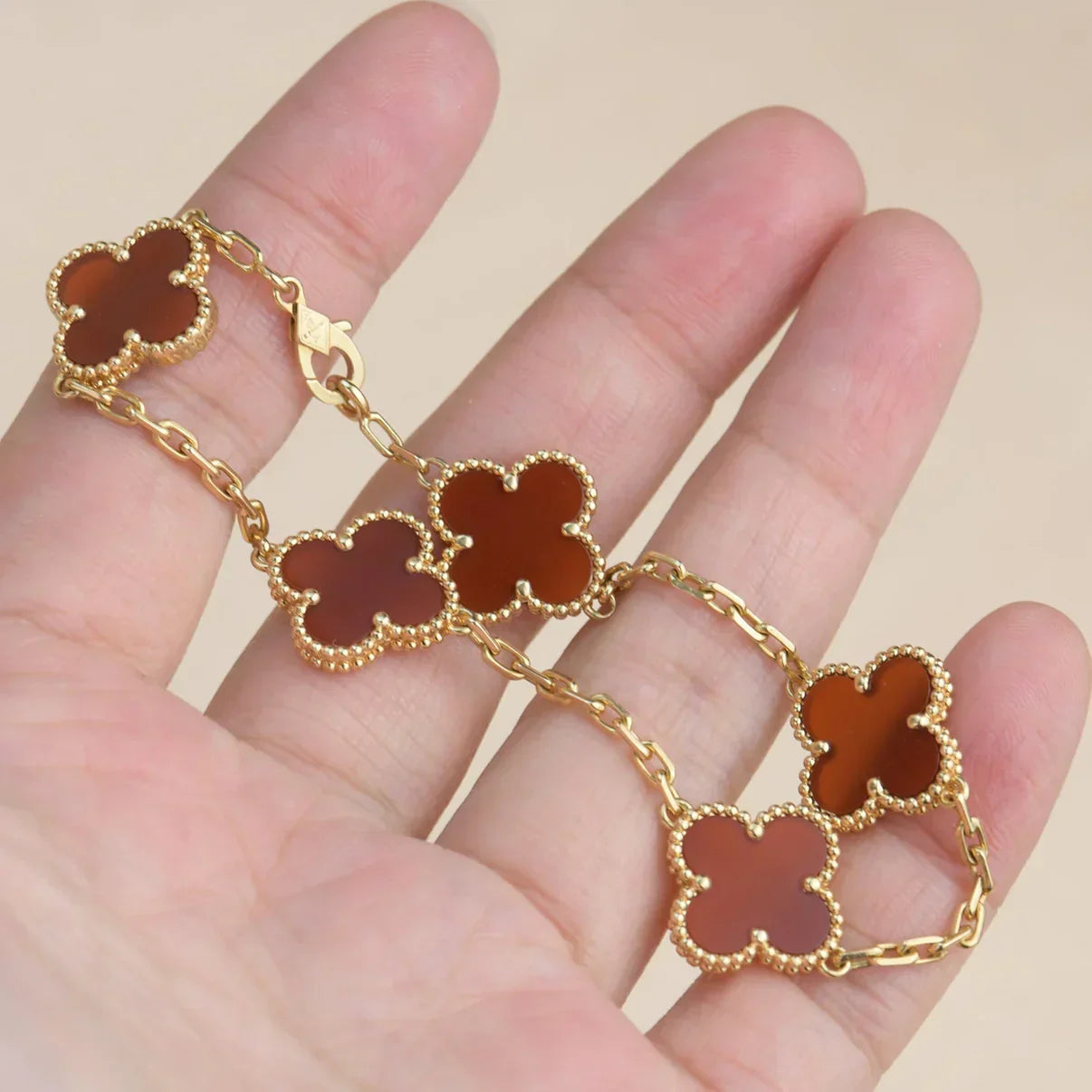 [Royal Top] CLOVER 5 MOTIF RED CORNELIAN BRACELET COLLECTION