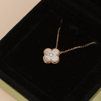 [Royal Top]CLOVER 15MM DIAMOND WHITE FRITILLARIA NECKLACE