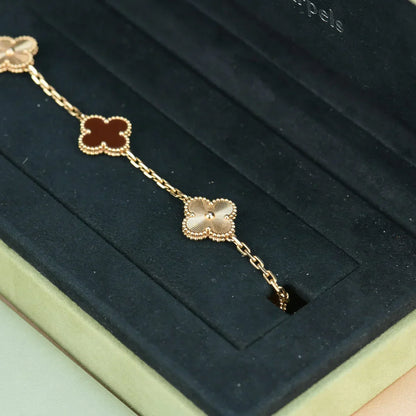 [Royal Top] CLOVER 5 MOTIF RED CORNELIAN BRACELET COLLECTION