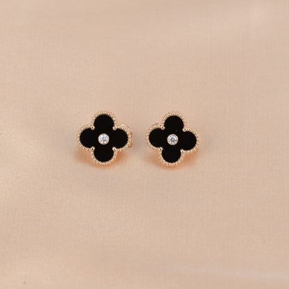 [Royal Top]CLOVER MEDIUM 1 MOTIFS ONYX DIAMOND EARRINGS