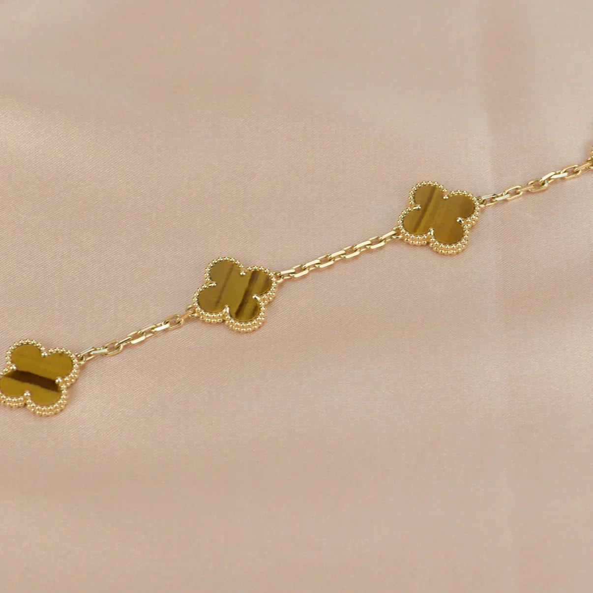 [Royal Top] CLOVER 5 MOTIFS TIGER EYE BRACELET COLLECTION