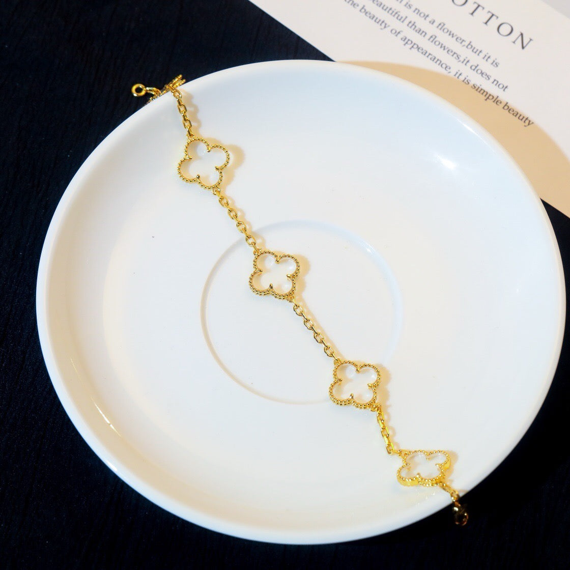[Royal Top]CLOVER 5 MOTIF ROCK CRYSTAL BRACELET