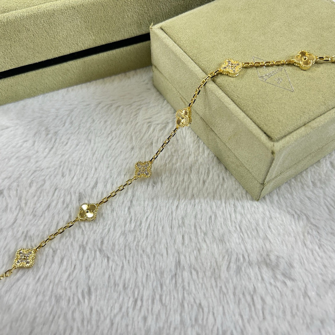 [Royal Top]CLOVER 6 MOTIF DIAMOND LASER BRACELET