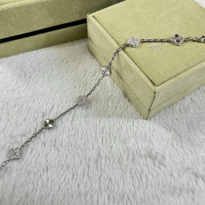 [Royal Top]CLOVER 6 MOTIF DIAMOND LASER BRACELET