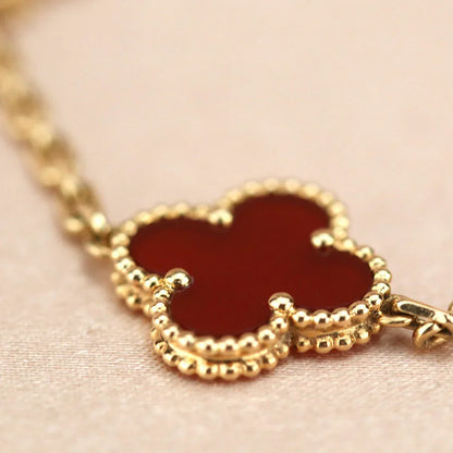[Royal Top] CLOVER 5 MOTIF RED CORNELIAN BRACELET COLLECTION
