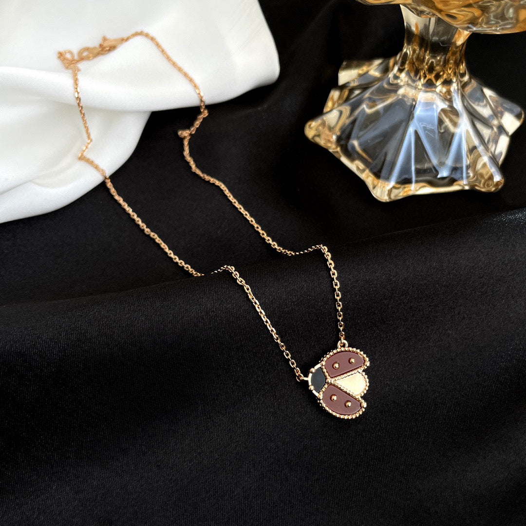 [Royal Top]LUCKY  CARNELIANS LADYBUG NECKLACE