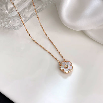 [Royal Top]LUCKY  WHITE MOP  PLUM BLOSSOM NECKLACE