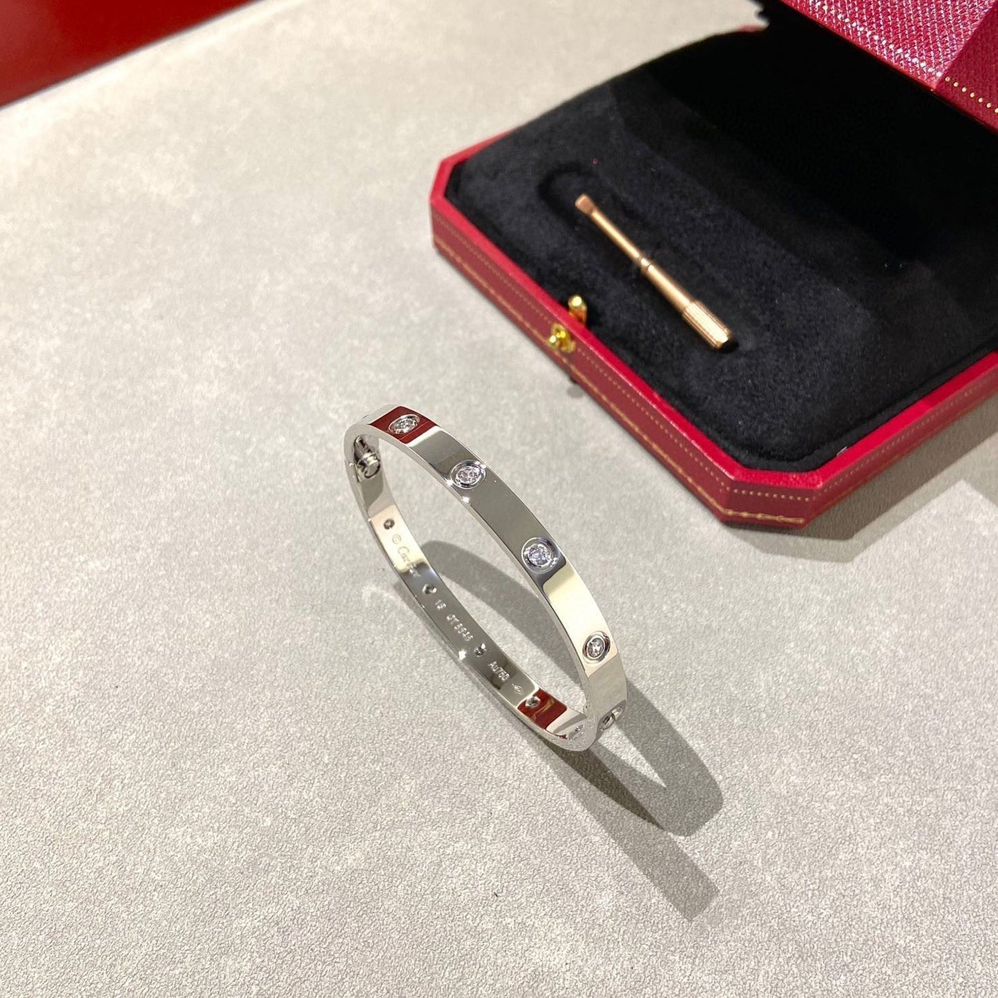[Royal Top]LOVE BRACELET 6.1MM 10 DIAMONDS