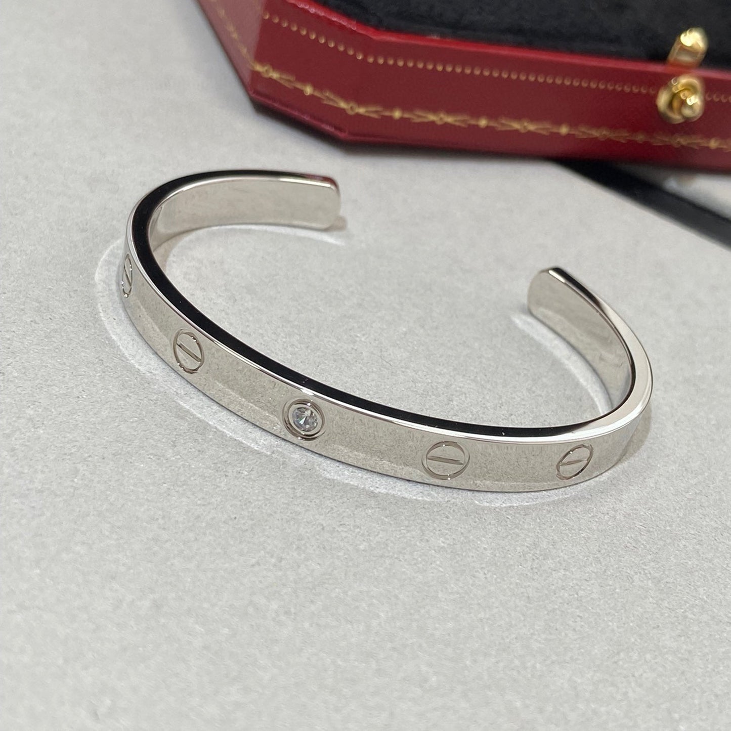 [Royal Top]LOVE BRACELET 6.1MM 1 DIAMOND OPEN CUFF