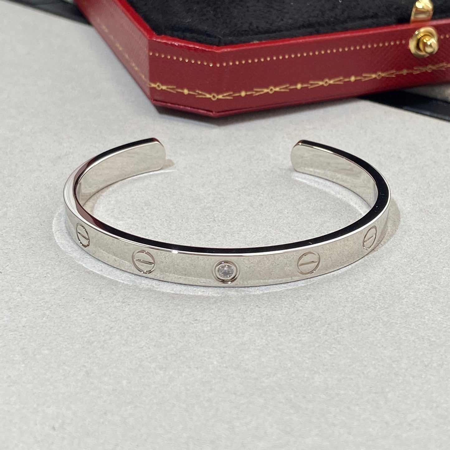 [Royal Top]LOVE BRACELET 6.1MM 1 DIAMOND OPEN CUFF