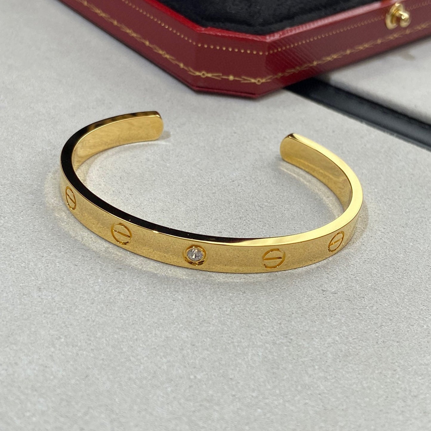 [Royal Top]LOVE BRACELET 6.1MM 1 DIAMOND OPEN CUFF