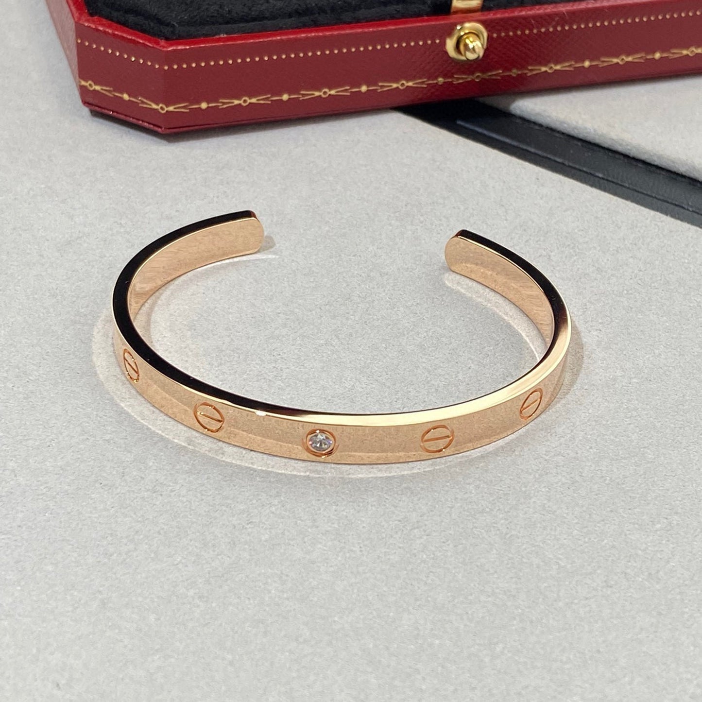[Royal Top]LOVE BRACELET 6.1MM 1 DIAMOND OPEN CUFF