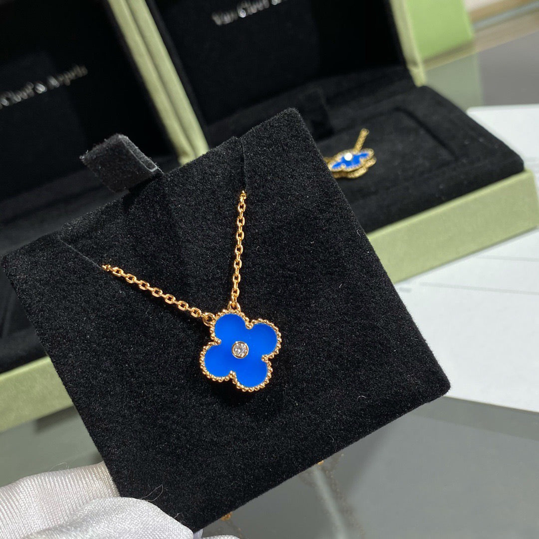 [Royal Top]CLOVER 15MM DIAMOND AND BLUE AGATE NECKLACE