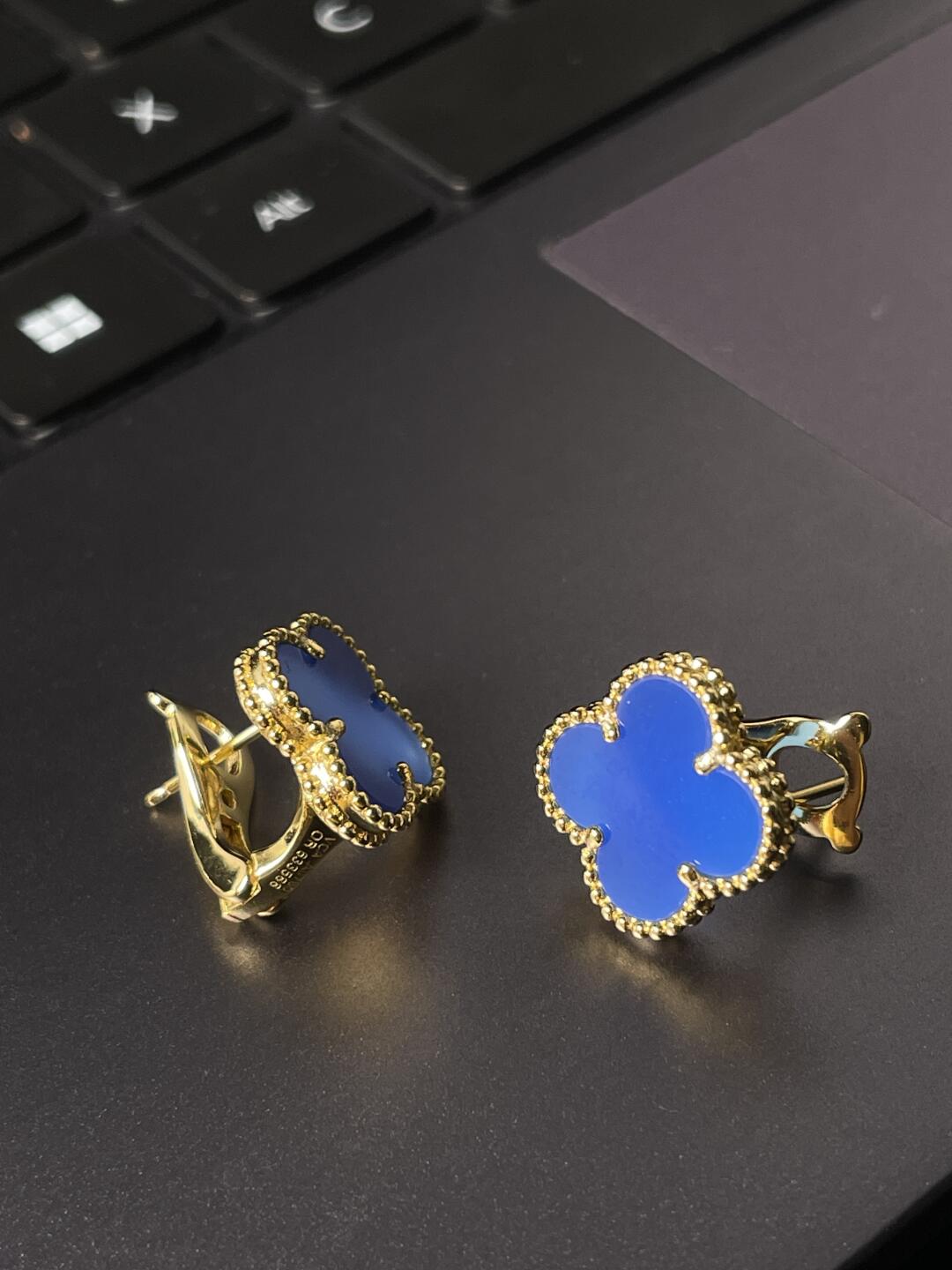 [Royal Top] CLOVER LARGE (20mm) 1 MOTIFS BLUE MOP STUD EARRINGS