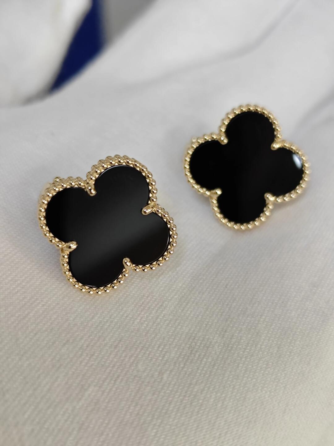 [Royal Top]CLOVER 20MM BLACK MOP EARRINGS