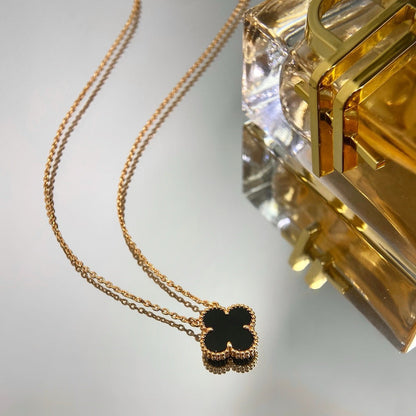 [Royal Top]CLOVER 15MM BLACK ONYX SINGLE FLOWER NECKLACE