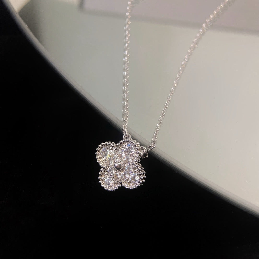 [Royal Top]CLOVER 15MM DIAMOND SINGLE FLOWER NECKLACE