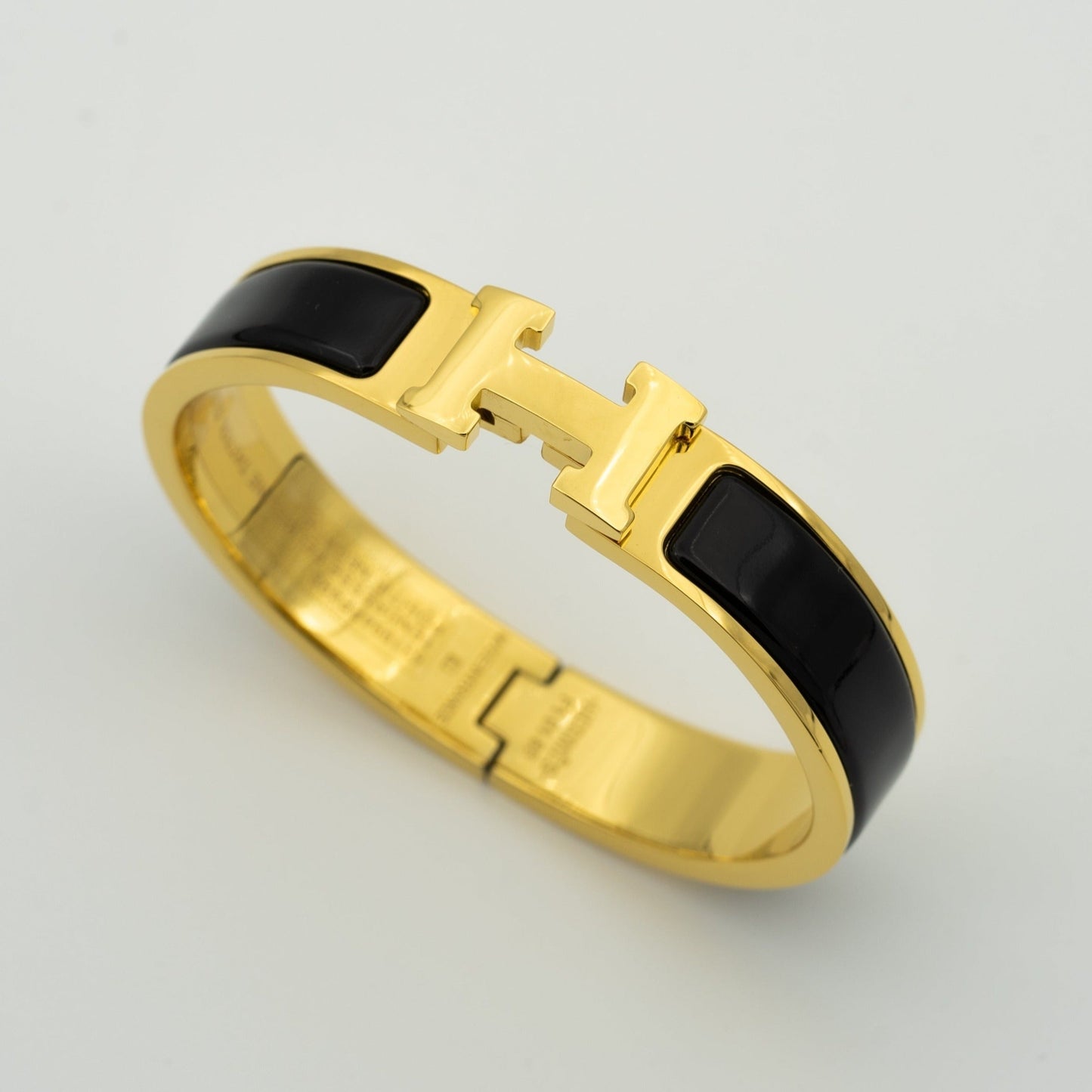 [Royal Top]H BLACK BRACELET