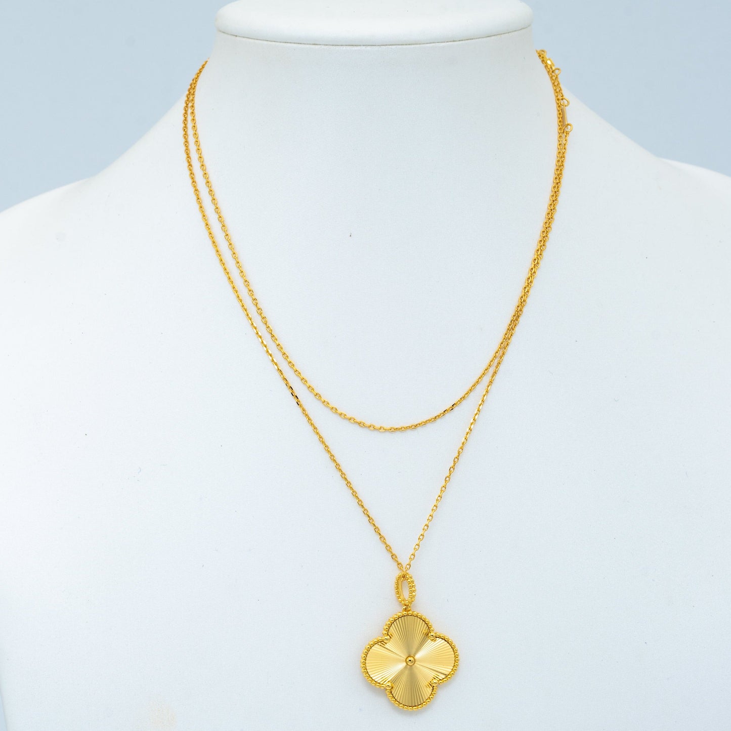 [Royal Top]CLOVER 25MM PEDANT NECKLACE GOLD